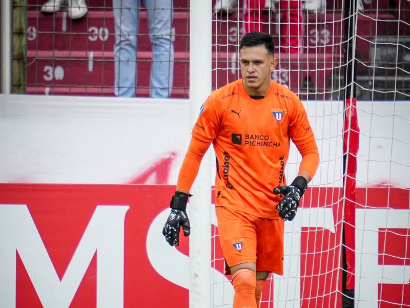 Arquero de Liga de Quito Gonzalo Valle afronta proceso por infracción de tránsito