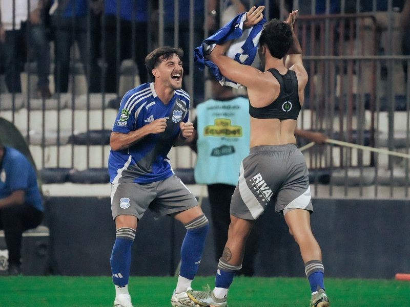 Golpe eléctrico: Emelec sorprendió y derrotó a Independiente del Valle