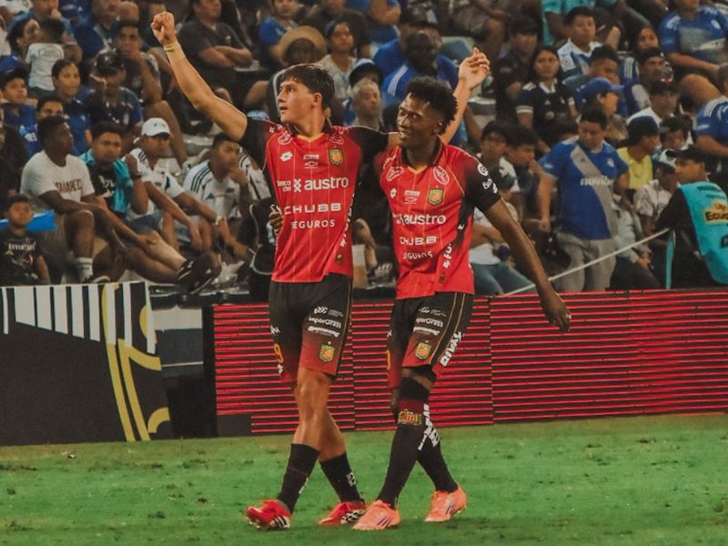 Golpe morlaco: Deportivo Cuenca silenció el Capwell