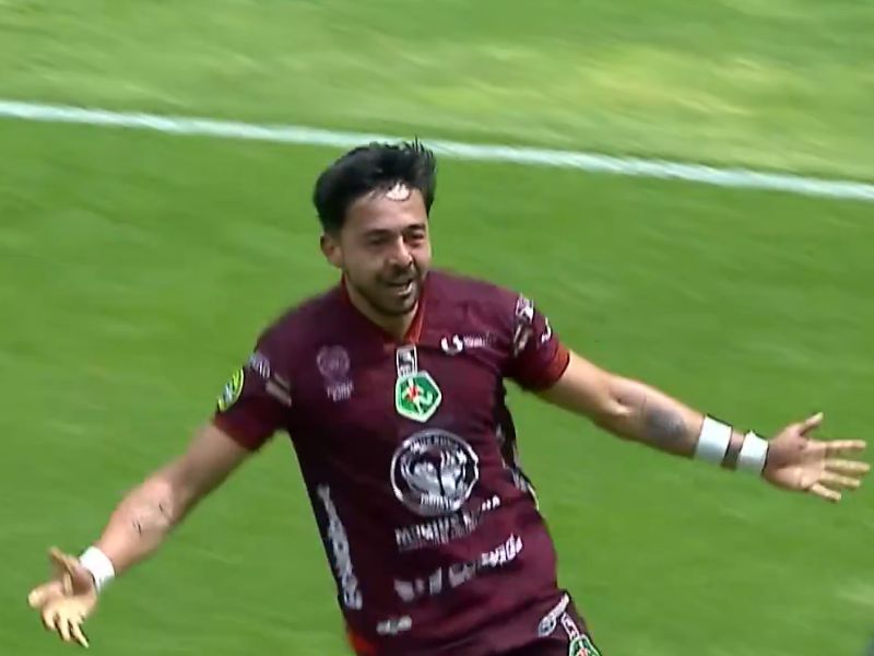 Mushuc Runa se impone con autoridad con un jugador menos y vence 1-0 a Manta en Echaleche 