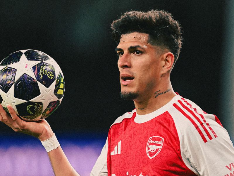 Arsenal empata con Sporting y clasifica a semifinales con Hincapié como protagonista