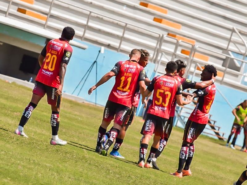 El 'Expreso Austral' respira en el Jocay: Deportivo Cuenca vence 1-0 al Manta FC