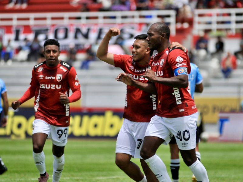 Leones del Norte impone su ley y golea 3-0 a Manta en la fecha 10