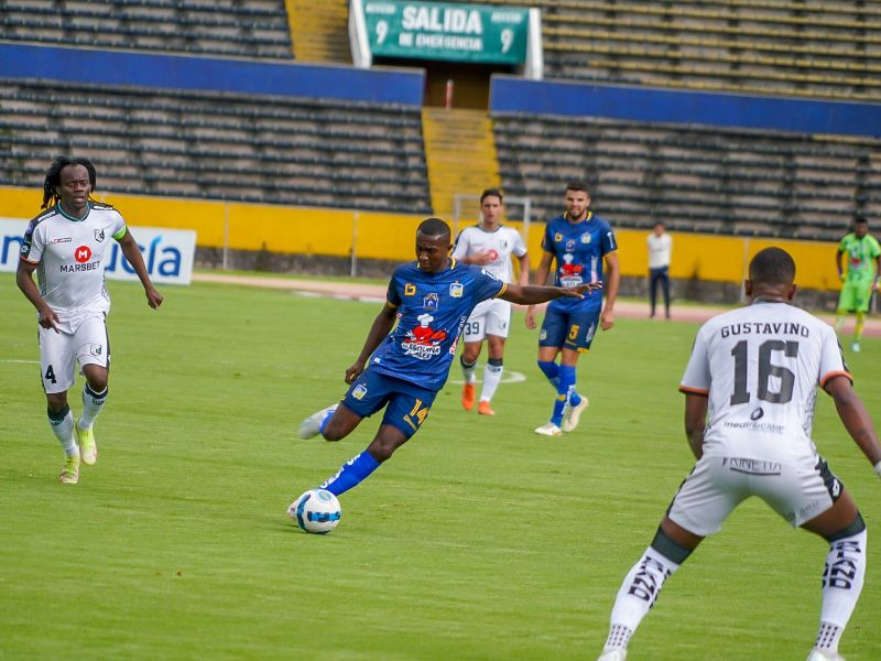 Cumbayá cae ante Delfín en la fecha 11 de la Liga Pro