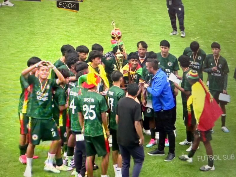 Central Técnico se coronó campeón intercolegial en el estadio de Aucas