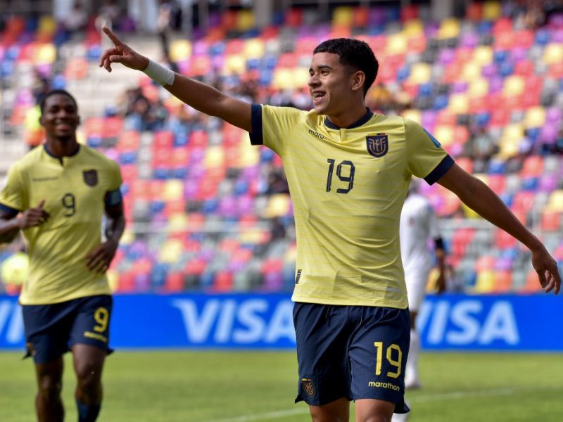 Impresionante actuación de la Mini Tri en el partido contra Fiji