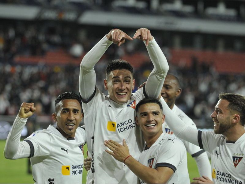 Liga de Quito vence 4-2 a Libertad FC