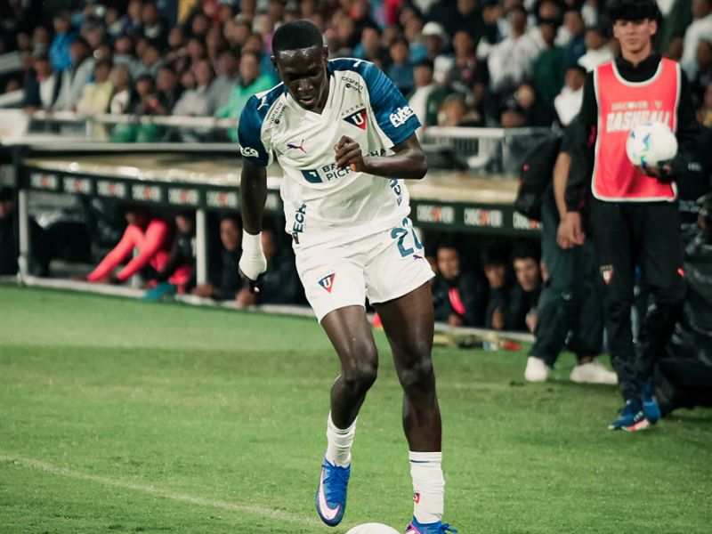 Josué Caicedo da el salto a Europa: oficializado como nuevo refuerzo del Barça Atlètic