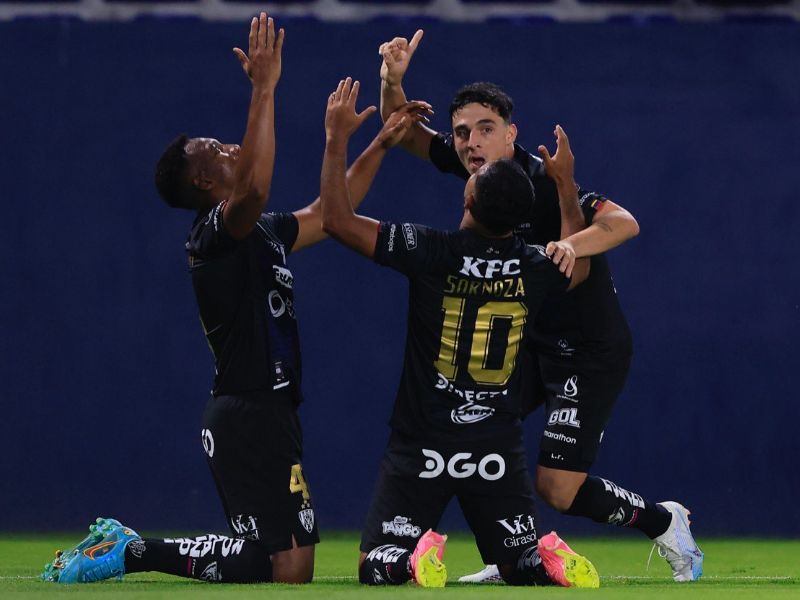Independiente del Valle domina y vence 3-0 a Corinthians en la Copa Libertadores, asegurando su pase a octavos de final