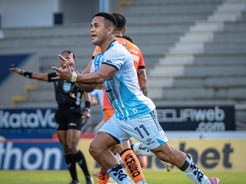 Reacción agónica en el puerto principal: Guayaquil City firmó un empate 2-2 ante Libertad FC