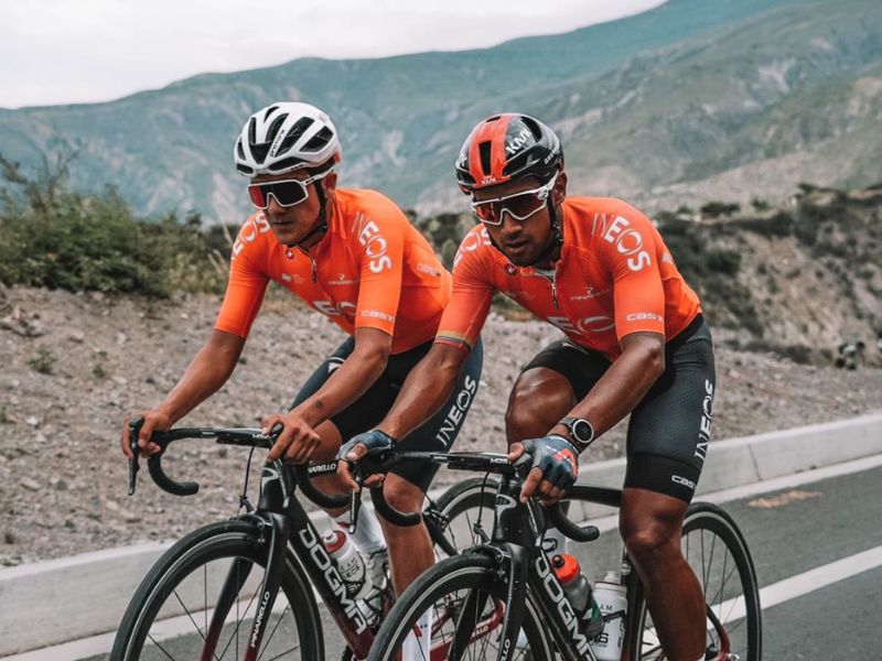 Richard Carapaz y Jhonatan Narváez liderarán a Ecuador en el Mundial de Ciclismo 2026
