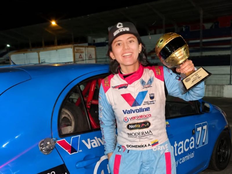 Doménika Arellano brilla en Yahuarcocha y sube al podio en la Copa CATI