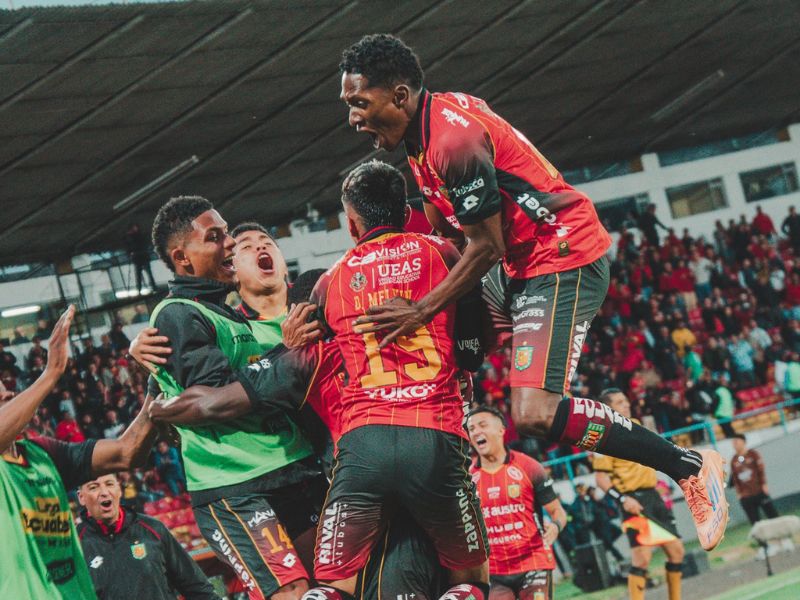 Deportivo Cuenca rompe su mala racha y supera 1-0 a Guayaquil City en el Alejandro Serrano Aguilar
