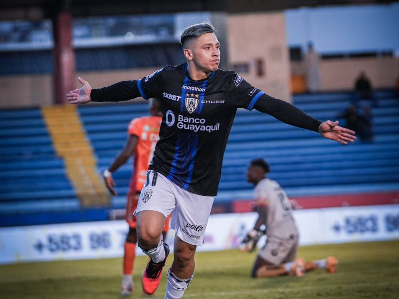 Independiente se impone 3-2 en un partidazo y deja a Libertad sin fiesta de hexagonal