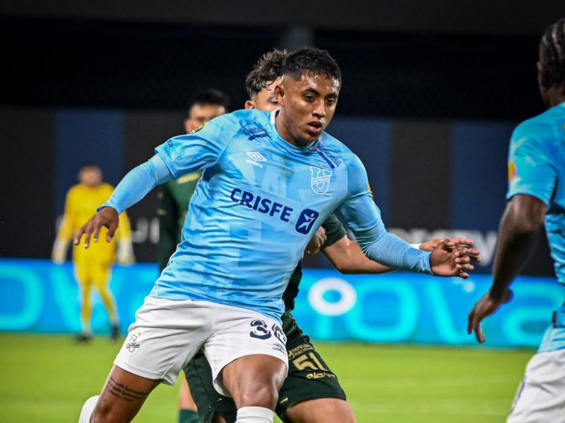 Universidad Católica golpea de entrada, vence 2-1 a Orense y amarra el segundo puesto de la Liga Ecuabet