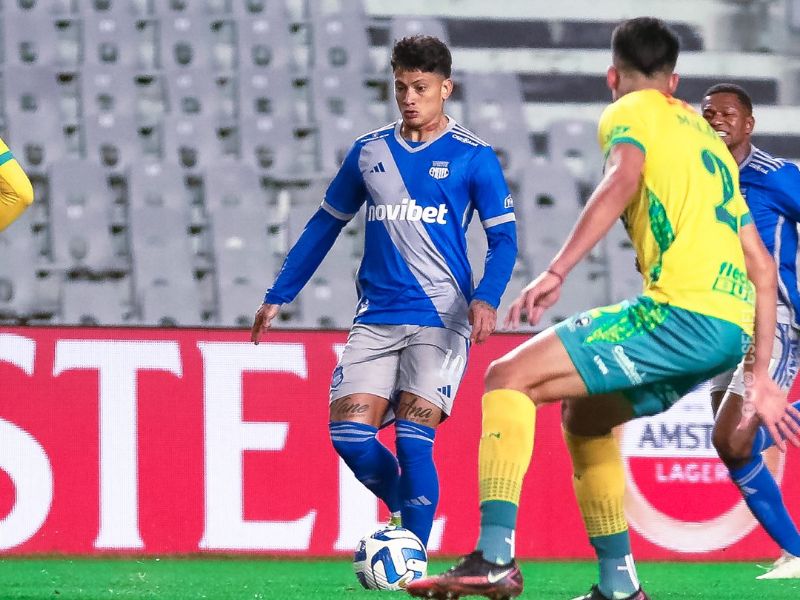 Emelec eliminado de la Copa Sudamericana tras derrota ante Defensa y Justicia