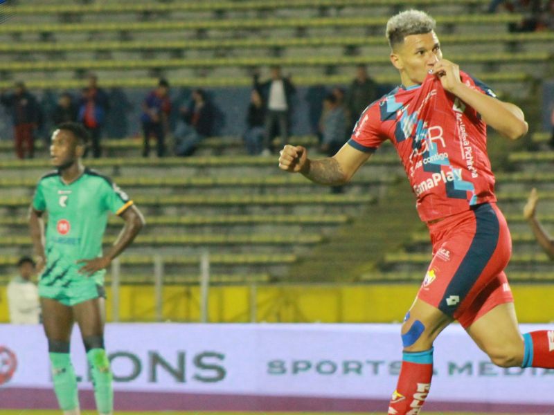 El Nacional y Cumbayá igualan 2-2 en la Liga Pro