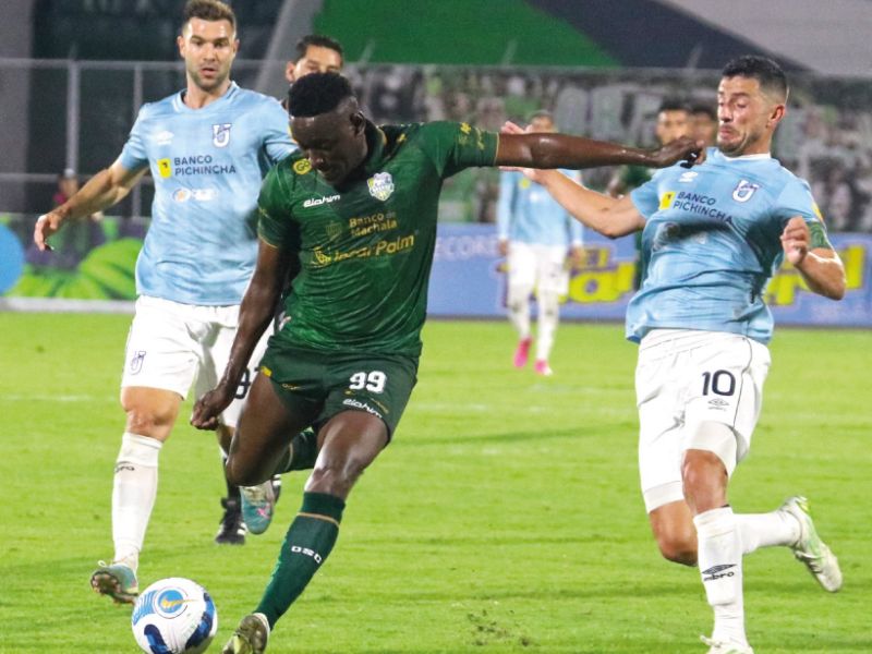 Universidad Católica vence a Orense 2-1 en el inicio de la fecha 6