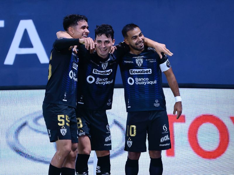 Independiente del Valle remonta y derrota a Emelec 2-1 en la Liga Pro