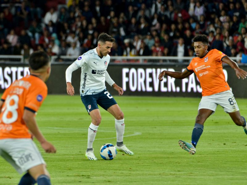Liga de Quito gana 1-0 a Universidad Católica en el Estadio Casa Blanca
