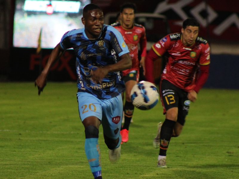 Deportivo Cuenca gana por la mínima y vence a El Nacional 1-0 en un partido ajustado