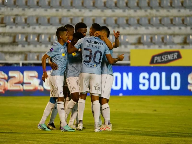 Universidad Católica brilla como visitante y vence 2-0 a Mushuc Runa