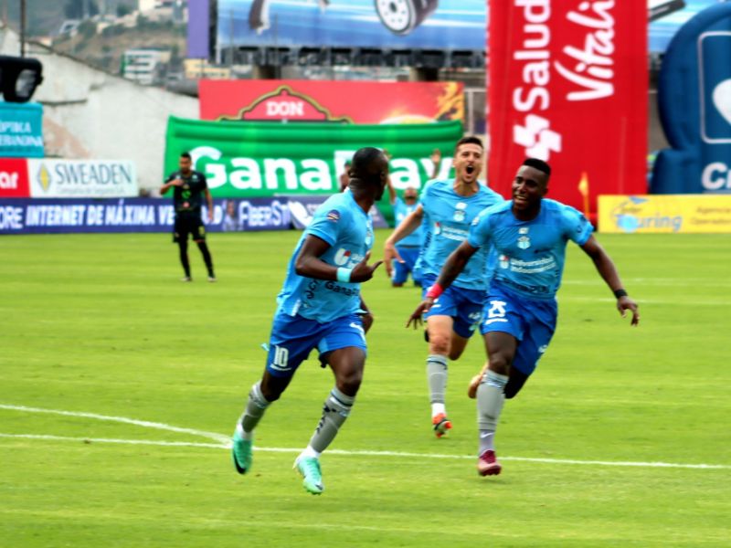 Macará brilla en casa y derrota a Libertad con un sólido 3-0