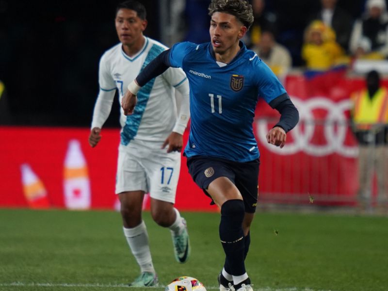 Ecuador domina a Guatemala con un triunfo 2-0