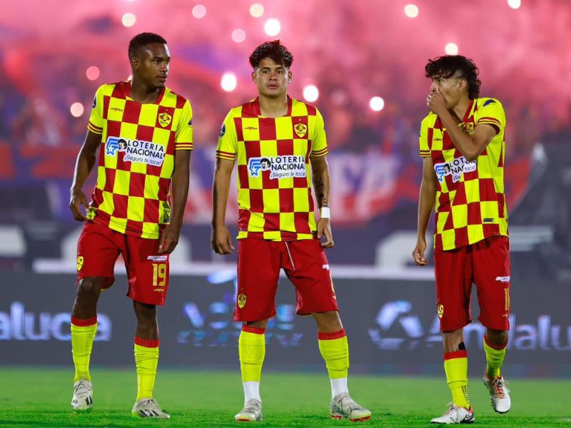 Aucas lidera la tabla tras vencer a Mushuc Runa 2-0