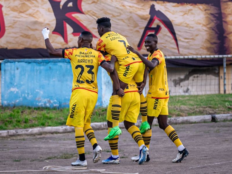 Barcelona brilla ante Libertad con una victoria imponente de 3-0