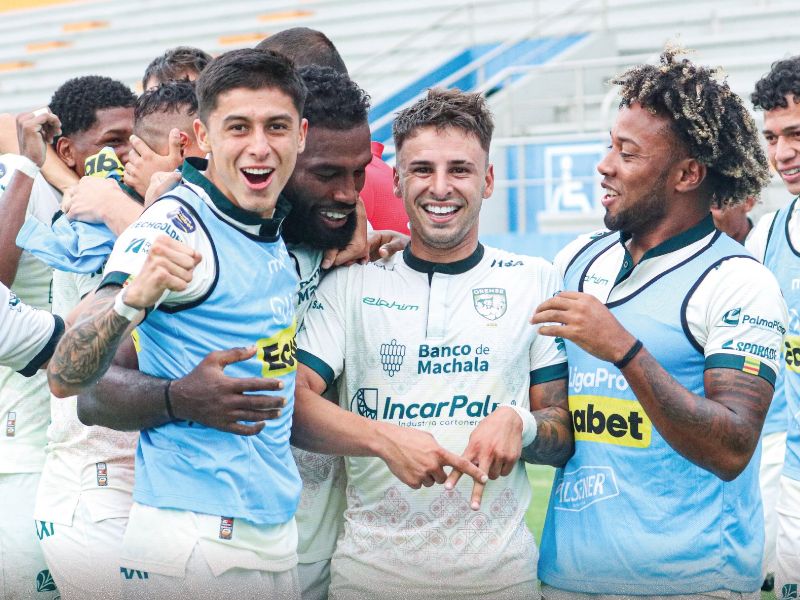 Orense sorprende a Delfín con gol tardío y se lleva los tres puntos
