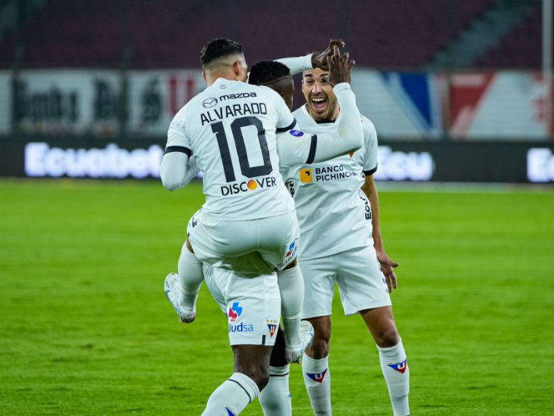 Liga de Quito goleó por 6 a 1 al Gualaceo en Casa Blanca