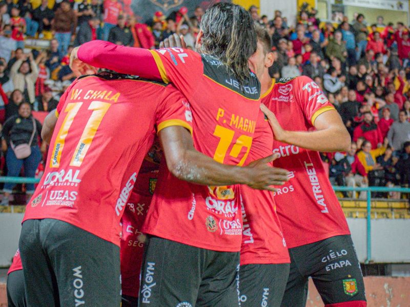 Deportivo Cuenca vence 5-2 a Imbabura con gran actuación de Pablo Magnin