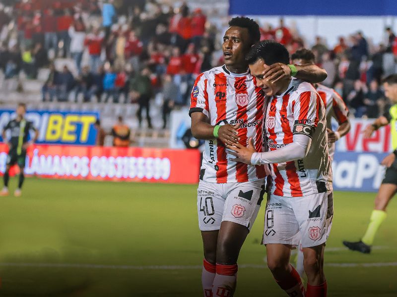 Técnico Universitario gana a Orense en Ambato 1-0