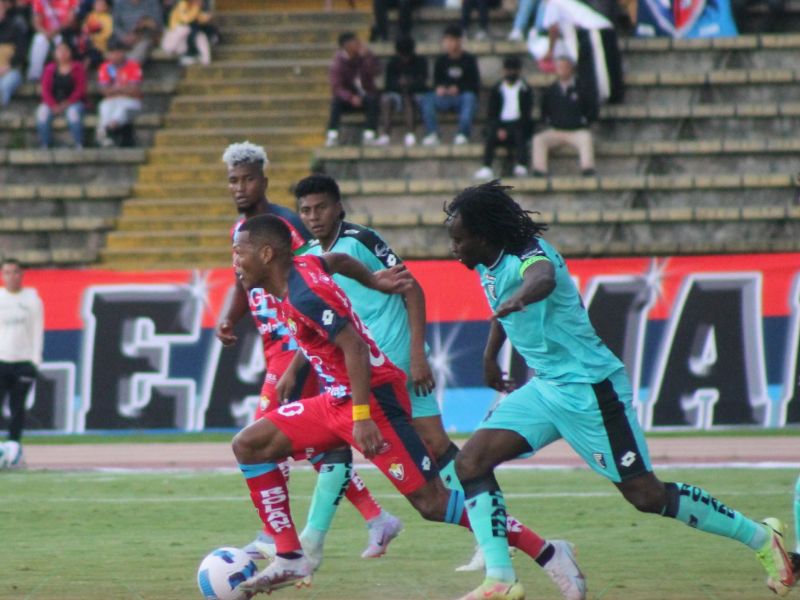 Cumbayá FC dorrotó al equipo Militar de El Nacional por 2 goles a cero