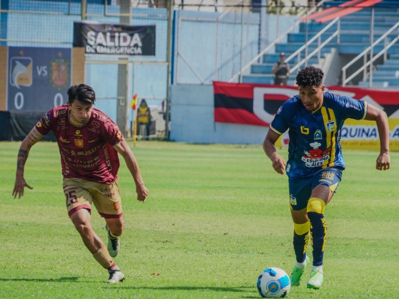 Delfín y Cuenca siguen estancados tras un empate sin goles
