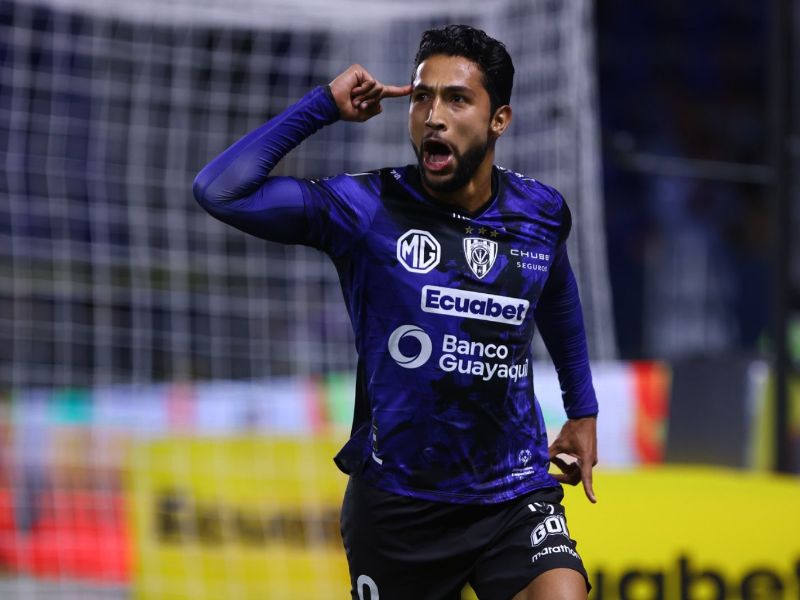 Jeison Medina brilla y da la victoria a Independiente del Valle sobre Emelec