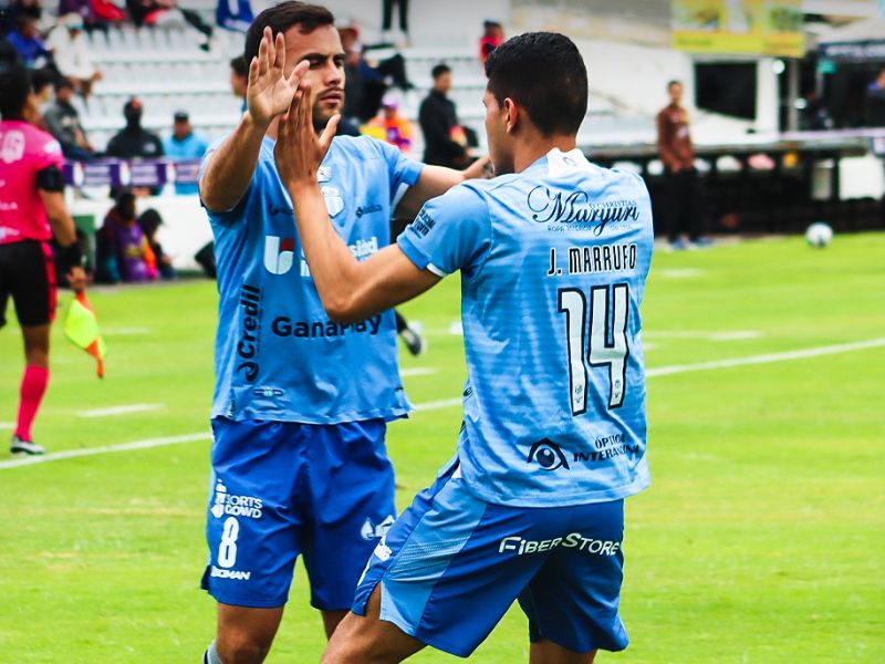 Macará derrota 2-0 a Imbabura y sueña con la Copa Libertadores