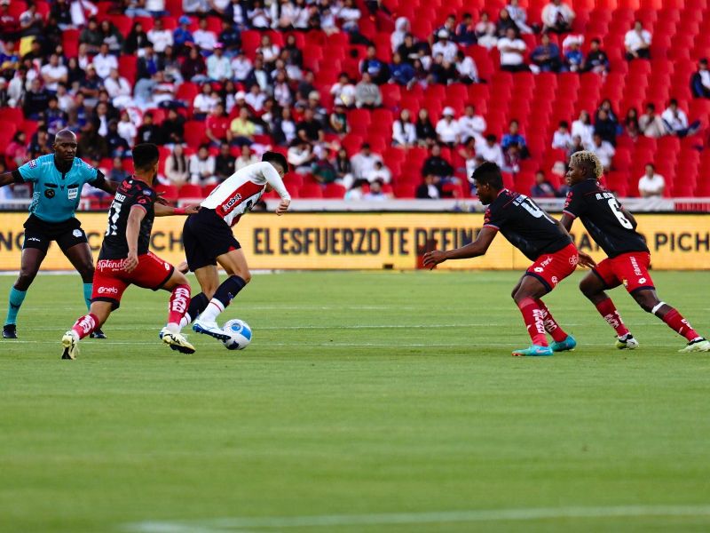 Suspendido el partido entre Liga de Quito y El Nacional por Copa Ecuador debido a incendios en Quito