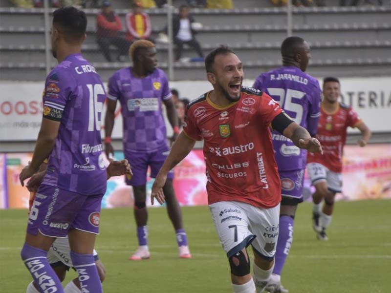 Contundente victoria de Deportivo Cuenca sobre Aucas por 4-1