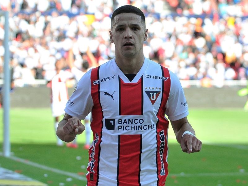 Liga de Quito sancionada por la FEF: Restan 3 puntos en plena lucha por el liderato