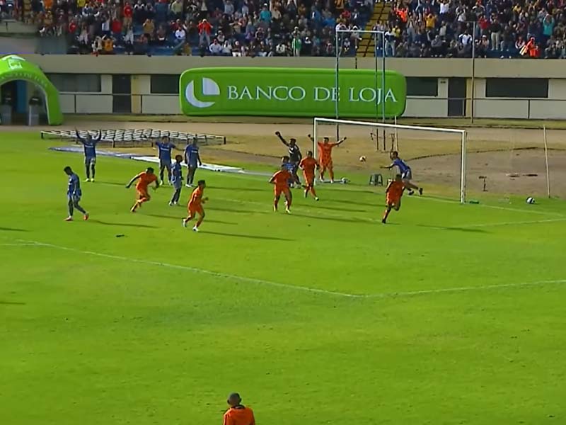 Libertad vence a Emelec y asegura su permanencia en la Serie A