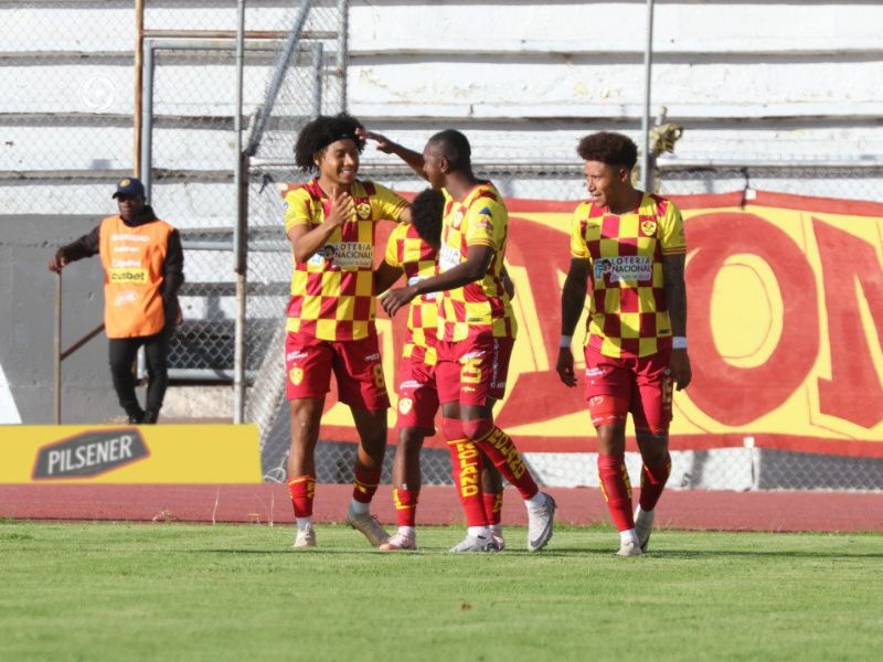 Aucas amarga a Imbabura con victoria 2-1 y confirma su descenso