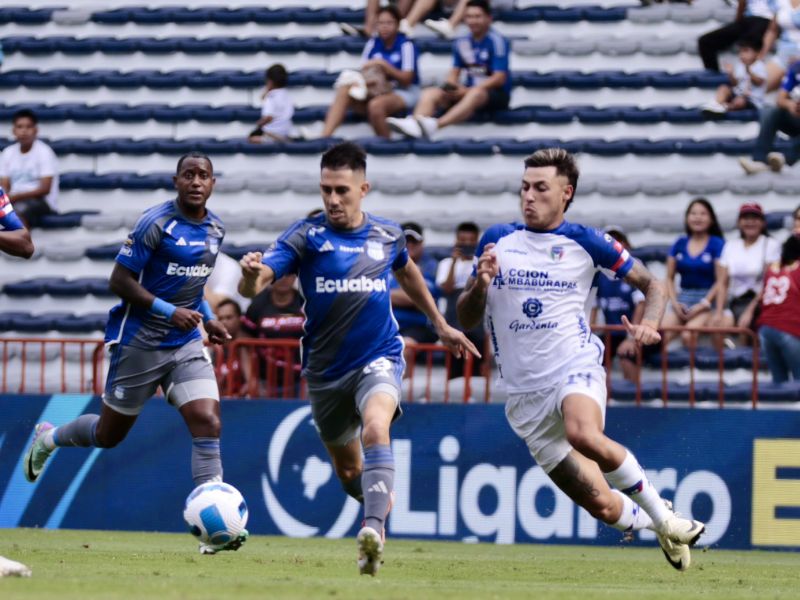 Explosión Azul 2025: Emelec Presenta su Plantilla en un Clásico del Astillero Imperdible