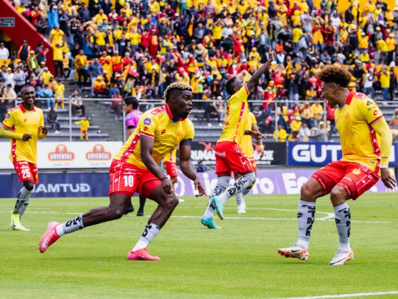 Aucas golea 4-1 a Técnico Universitario y debuta con triunfo en la LigaPro