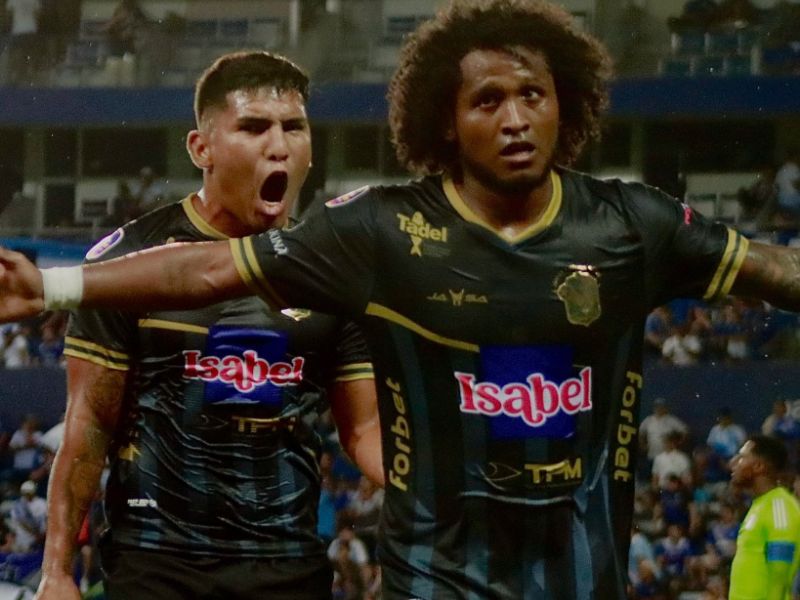 Emelec deja escapar la victoria en casa tras empate ante Manta