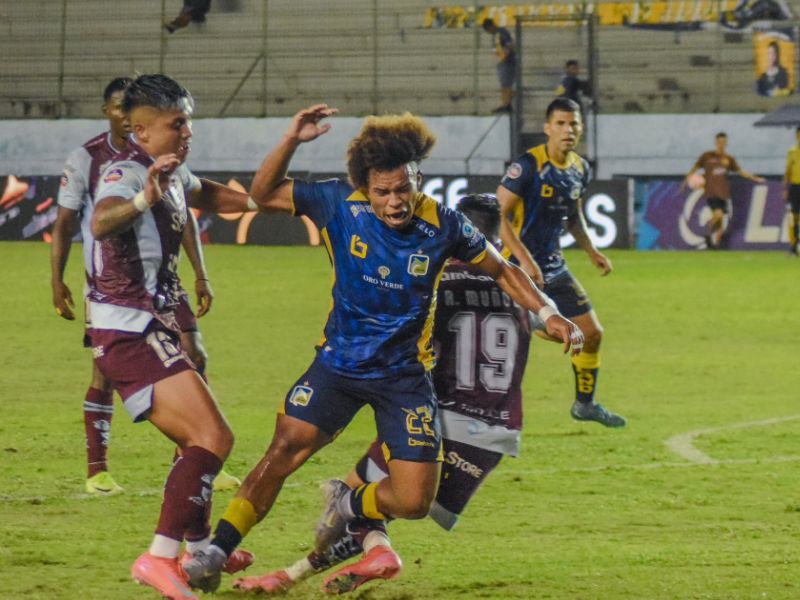 Delfín y Macará empatan sin goles en el Jocay