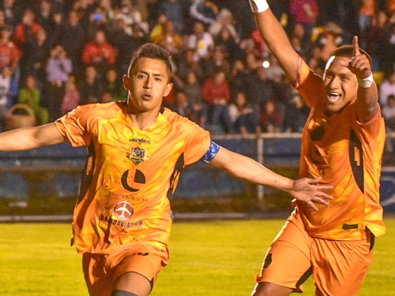 Libertad FC dio vuelta al marcador y se impuso al Deportivo Cuenca en Loja por 3 goles a 1